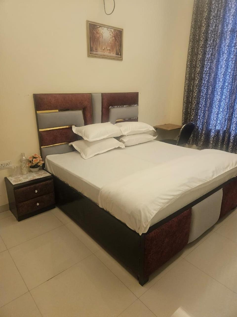 Bed and Breakfast Ashirwaad 249 Greater Noida Esterno foto