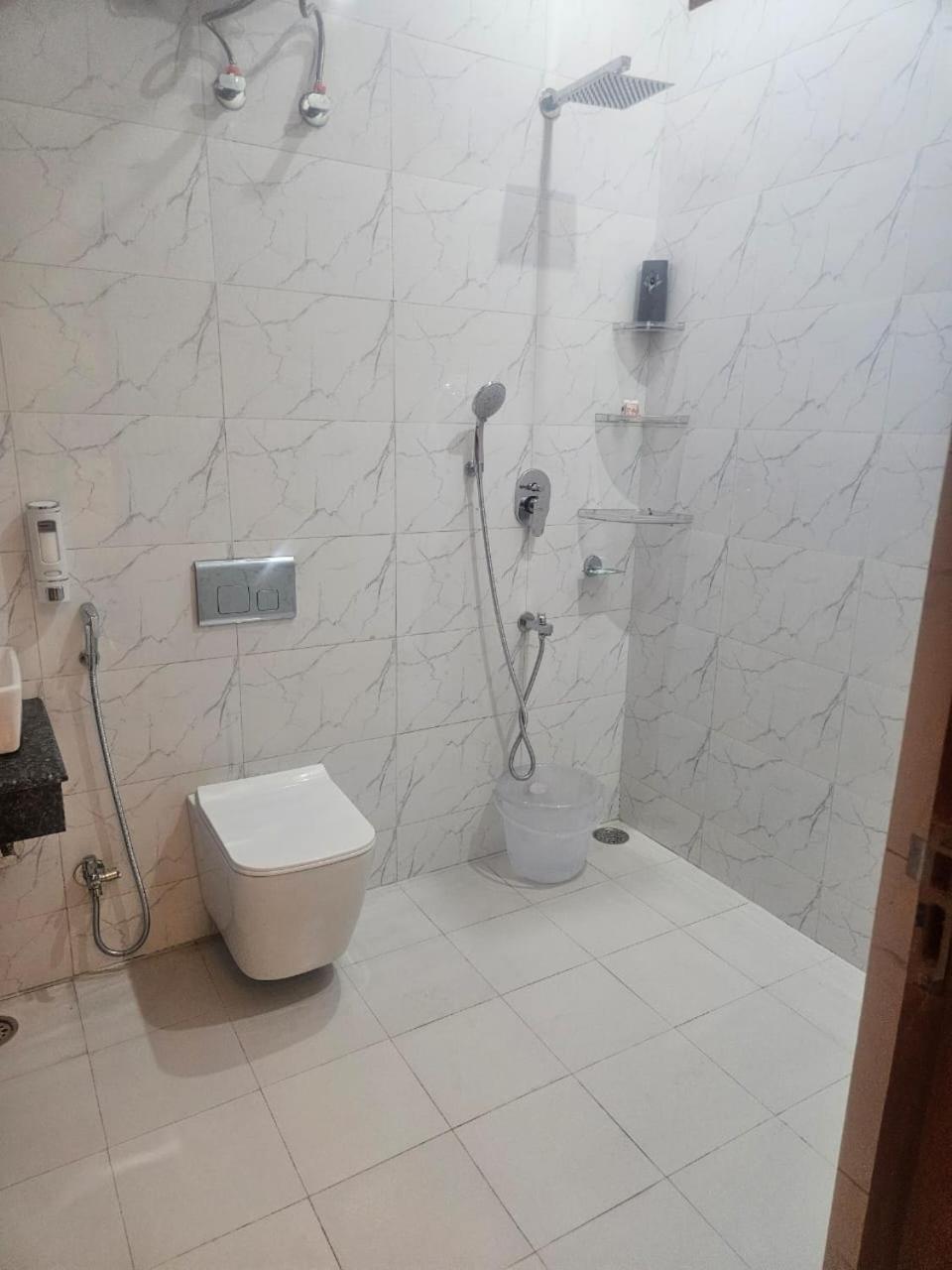 Bed and Breakfast Ashirwaad 249 Greater Noida Esterno foto