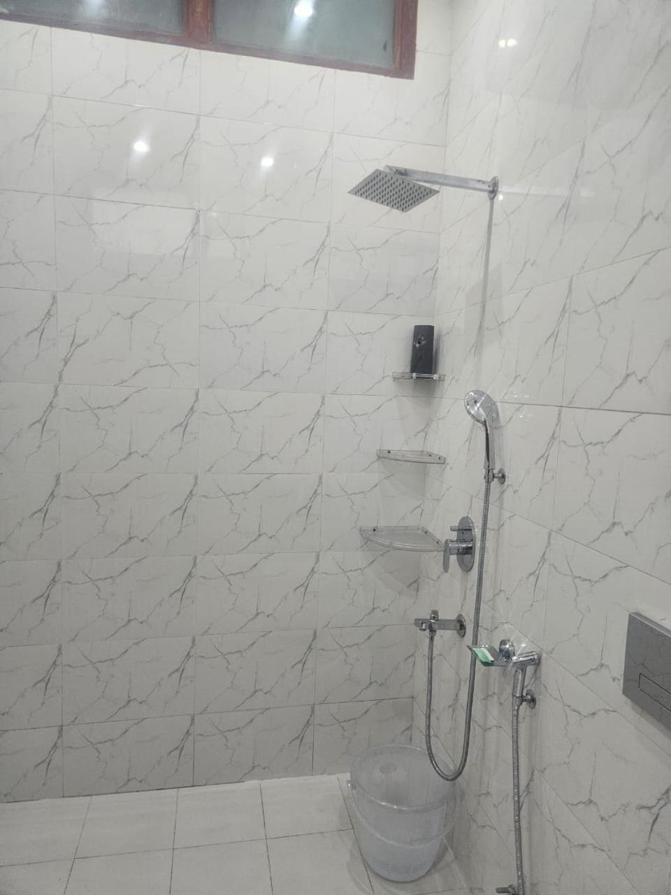 Bed and Breakfast Ashirwaad 249 Greater Noida Esterno foto