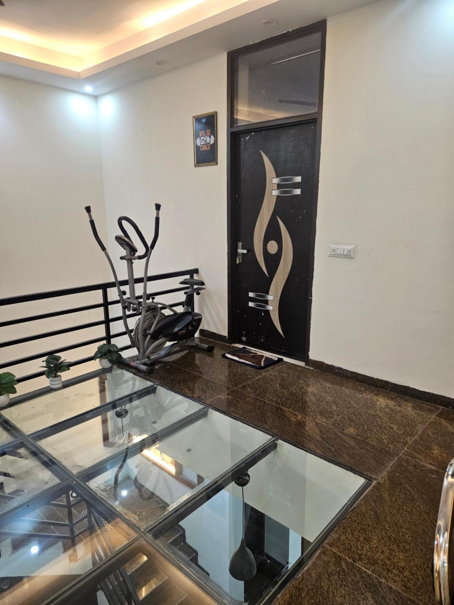 Bed and Breakfast Ashirwaad 249 Greater Noida Esterno foto