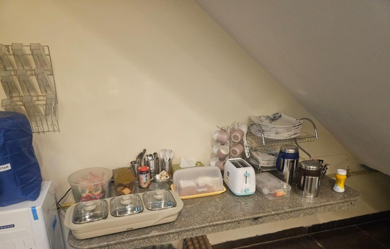 Bed and Breakfast Ashirwaad 249 Greater Noida Esterno foto